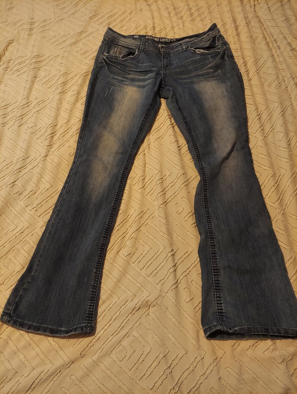 Mossimo Supply Co. Sequin Pocket Bootcut Jeans Size 17 Medium Wash Y2K